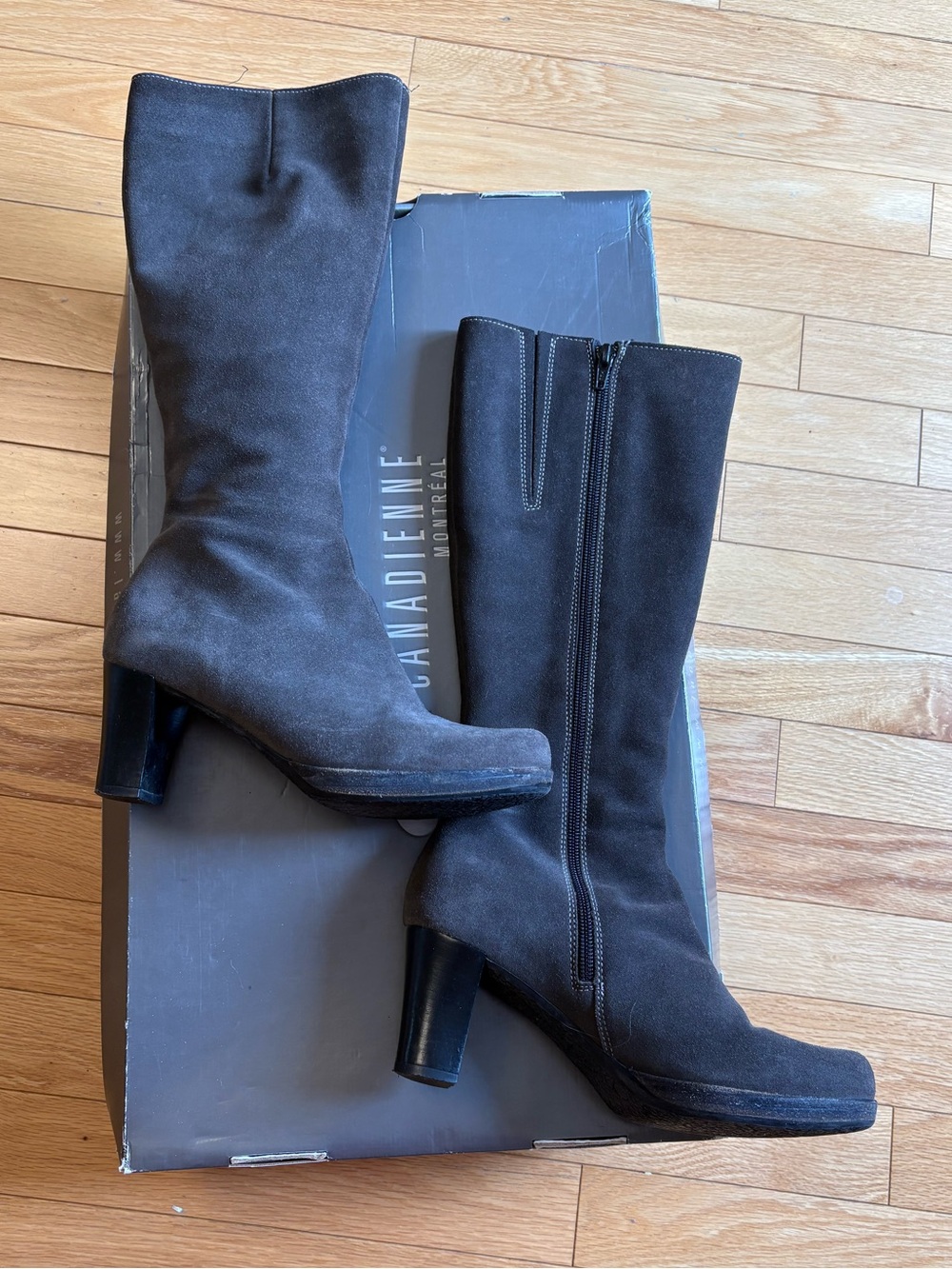 La CANADIENNE Kara Charcoal Suede Tall Boots, size 7